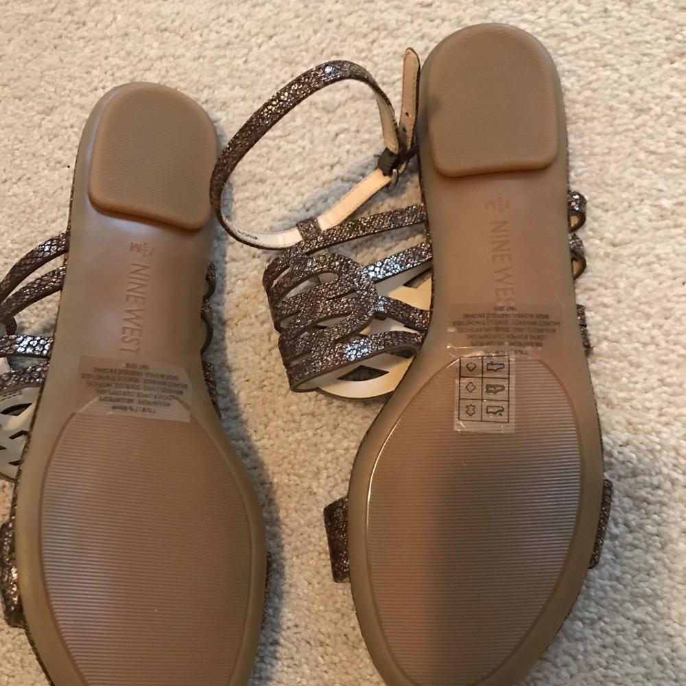 Sandals - Picture 3 of 3